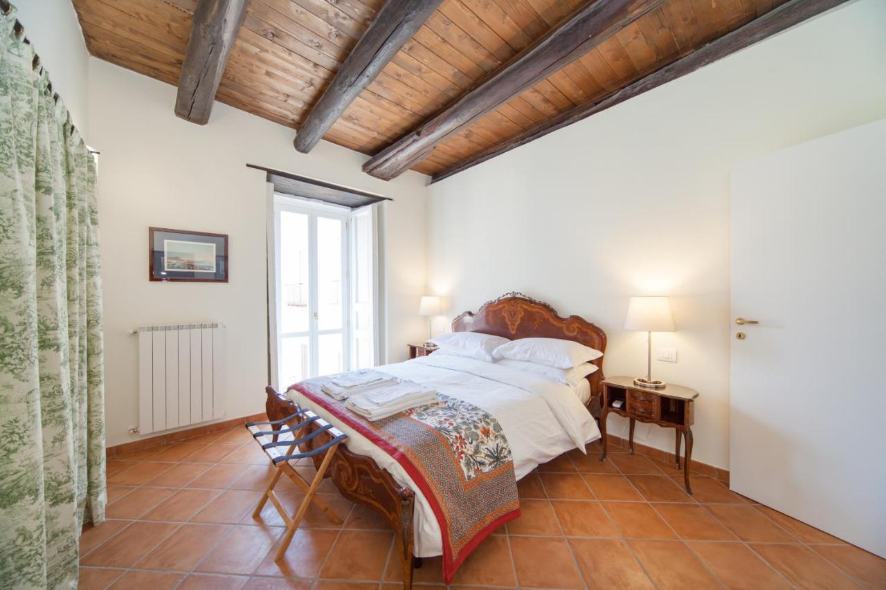 Palazzo Marigliano - Serviced Apartments Napoli Esterno foto
